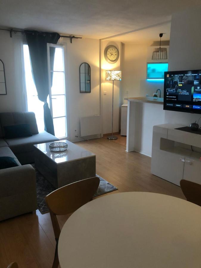 Appartement Place Toscane Serris Buitenkant foto